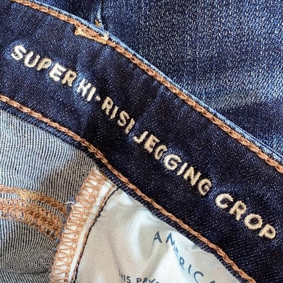 American Eagle Super HR Jegging Crop Jeans 2 - Picture 11 of 13